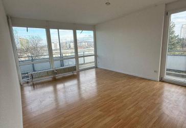 Attraktive 3-Zimmer-Wohnung-kernsaniert-3.OG