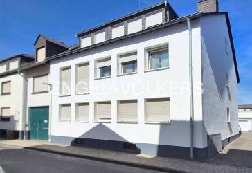 Modernisiertes, vollvermietetes Dreifamilienhaus in Koblenz-Güls