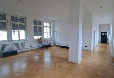 Stilvolle 4-Zimmer-Wohnung im historischen Fabrikensemble