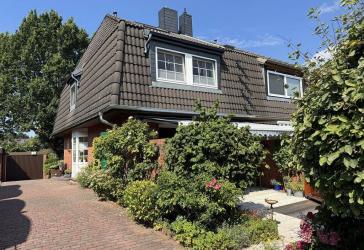 +++ familienfreundliche Doppelhaushälfte mit Vollkeller & Garage in bester Wohnlage +++