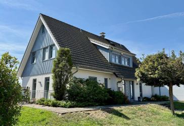 Großzügiges, lichtdurchflutetes Einfamilienhaus in unverbaubarer Feldrandlage in Wanzleben