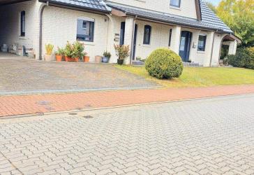 Familienfreundliche Doppelhaushälfte mit Garten in ruhiger Lage!