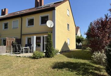 Vorschaubild Reihenendhaus