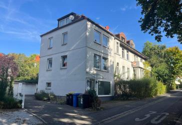Oststadt: MFH mit 6 Wohnungen, 66m² Gewerbe, 424m² Grundstück