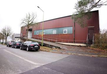 PROVISIONSFREI Gewerbehalle m. Rampe, Lastenaufzug u. Büro, ca. 1.185 m², in 58256 Ennepetal zu ver.