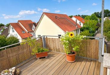 Moderne Dachgeschosswohnung mit Dachterrasse Stilvoll wohnen über den Dächern von Heusenstamm