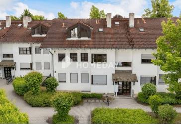 Charmante Dachgeschosswohnung mit Loggia und Garage - gemütliches Wohnen mit Wohlfühlcharakter