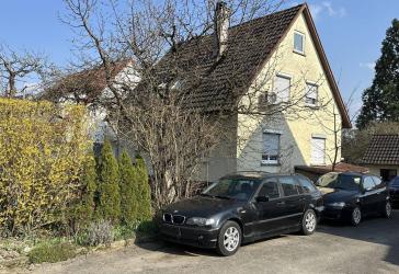 Einfamilienhaus mit viel Erweiterungspotential und großem Garten