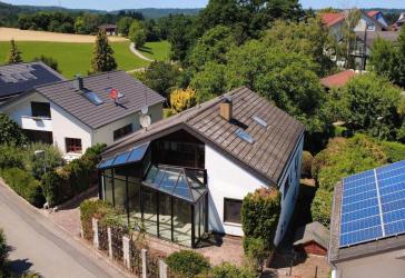 Viel Platz für Ihre Wohnideen - Einfamilienhaus mit Einliegerwohnung in Weil im Schönbuch