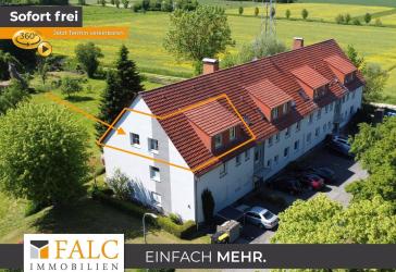 ***Elliehausen - Großzügige 4 Zimmer Dachgeschosswohnung mit Außenstellplätzen***
