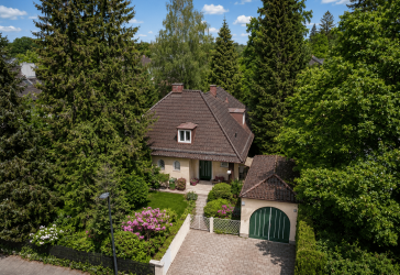 Familienfreundliches Grundstück mit Altbestand in Pullach