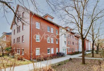 Helle 4-Zimmer-Wohnung mit Balkon und Stellplatz in ruhiger Umgebung