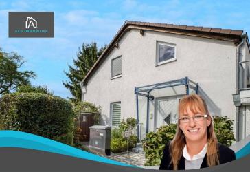 Modernes Wohnen mit Kamin, Pool und liebevoll angelegtem Garten * Keine Käuferprovision