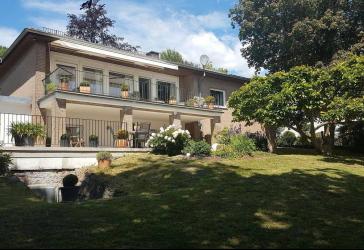 *** RESERVIERT*** - Sanierter Klinker-Traum auf 1500qm Parkgrundstück mit Smart-Home (Knx)