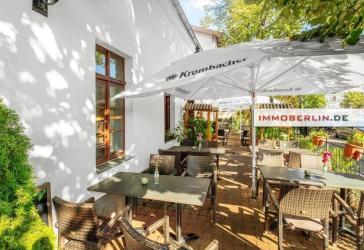 IMMOBERLIN.DE - Perfekt im Zehlendorfer Zentrum: Saniertes Wohn- + Geschäftshaus mit Restaurant