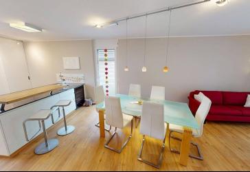 Exklusive Luxuswohnung aus dem Baujahr 2022 mit hochwertiger EBK, Tiefgarage und Balkon