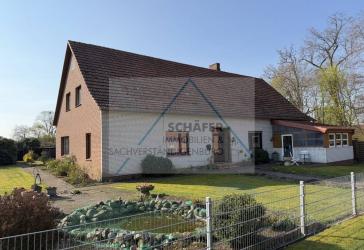 Ländlich gelegenes Einfamilenhaus mit Ausbaureserve