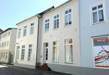 3-Raum Wohnung im Güstrower Stadtkern -326-