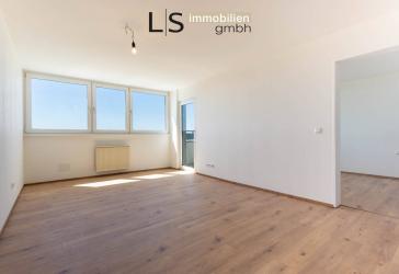 *Saniert* Attraktive 2-Zimmer-Wohnung mit Süd-Balkon & Aussicht über Korber Höhe + KFZ-Stellplatz!