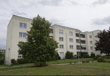 Helle 3-Raum-Wohnung mit Balkon und schöner Aussicht