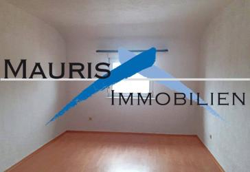 Großzügige Altbauwohnung mit schönem Schnitt