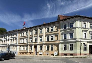 Lauschige Gemeinschaftsgrünfläche - Zentrumsnähe und Parkanlage vor der Tür - 2. OG -