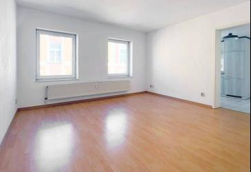 Wohnen über den Dächern der Paulsstadt! helle 3- Zimmer Dachgeschosswohnung