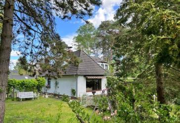 schönes, solides Einfamilienhaus mit Charme in wunderschöner Lage von Jesteburg