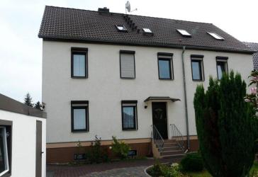Attraktives Mehrfamilienhaus/Mehrgenerationenhaus mit 5 Wohneinheiten von Privat
