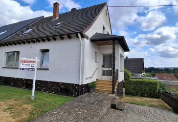 Bezahlbares Einfamilienhaus mit viel Potenzial für die kleine Familie!