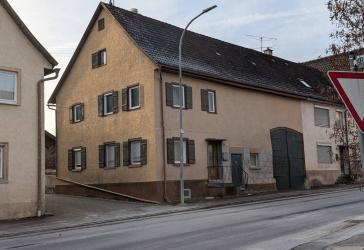 Einfamilienhaus / Bauernhaus mit Scheune und Gartenhaus & Ausbaupotenzial