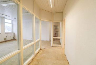 Ausbau nach Mieterwunsch! Gewerbefläche im Ärztehaus - Ideal für Praxis, Therapie oder Büro!