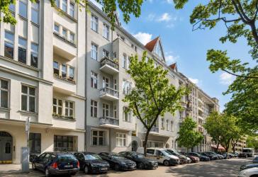 ATTRAKTIVE DACHGESCHOSS-BÜROFLÄCHE IN CHARLOTTENBURG | DACHGESCHOSS | PROVISIONSFREI!
