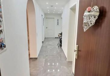 Großzügige 4-Zimmer Erdgeschosswohnung im Zentrum von Markgröningen