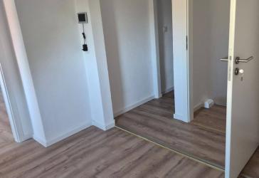 Helle 3‑Zimmer DG Wohnung – Erstbezug nach Kernsanierung