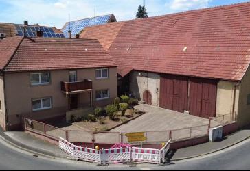 Wohnhaus mit Einliegerwohnung und Scheune - viel Potenzial für Ihre Ideen