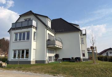 * großzügige 2-Zimmer-Wohnung in modernem Neubau *