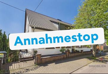 Doppelhaushälfte mit ausreichend Platz zum Wohnen, Leben und Arbeiten auf 4 Etagen