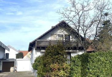 Freist. EFH in Stutensee-Friedrichstal 135 qm, 5 Zimmer, 445 qm Grundst. Balkon, Terrasse, Garage