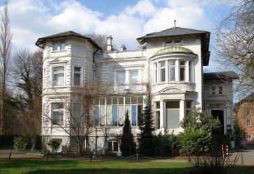 Wohnen oder arbeiten in der Lahusen-Villa