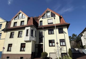 'Extensive' Maisonette ETW auf 120m² Wohn-/Nutzfläche mit großzügiger Terrasse im EG & Garage