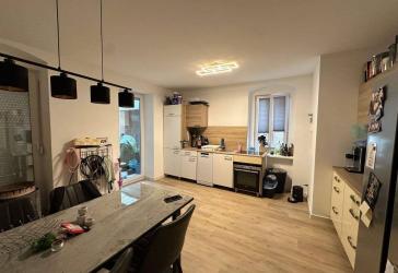 Geräumige 4-Zimmer-Wohnung mit Terrasse in Meißen