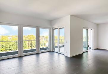 Lichtdurchflutete 3-Zimmer-Residenz mit Wasserblick