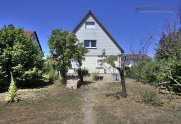 KLEINES 2-FAMILIENHAUS IN SCHÖNER FELDRANDLAGE VON HORKHEIM