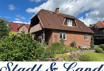 Tolles gepflegtes Einfamilienhaus mit einem Traumgarten