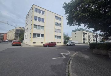 Charmante, sehr helle 2-Zimmer-Wohnung mit Garage direkt im Zentrum Weidens zu verkaufen!