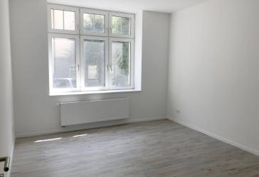 Neu! Große EG-Familienwohnung mit 5 Zimmern und 1 Balkonen - Jetzt anschauen!