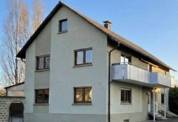 Ein- bis Zweifamilien Haus in Offenburg Weier