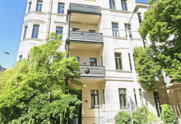 4-Zimmer-Wohnung mit Balkon und Aufzug in der 3. Etage in Leipzig-August-Bebel-Straße