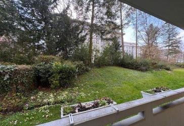 Ruhiges Wohnen mit Blick ins Grüne in Klarenthal